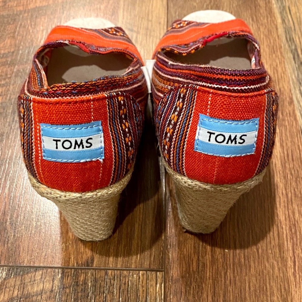 TOMS Lena Peep Toe Espadrille Wedges - Picture 4 of 10